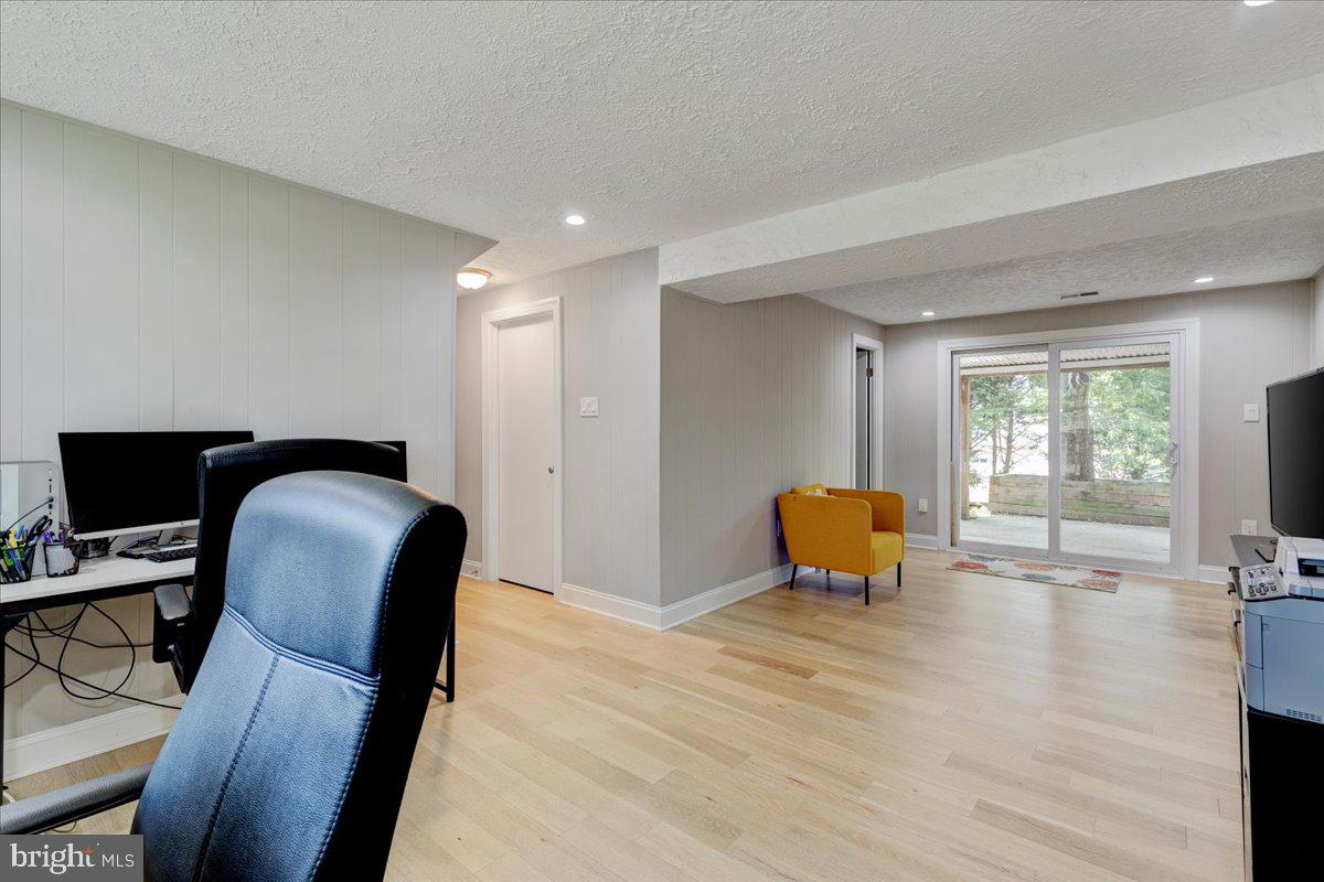 1904 Trafalgar DRIVE