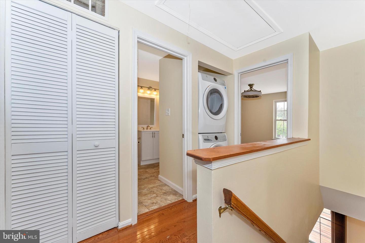 8142 Cloverhurst ROAD