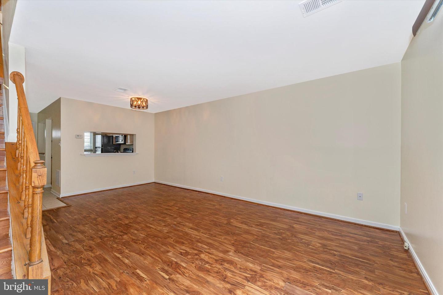 8142 Cloverhurst ROAD