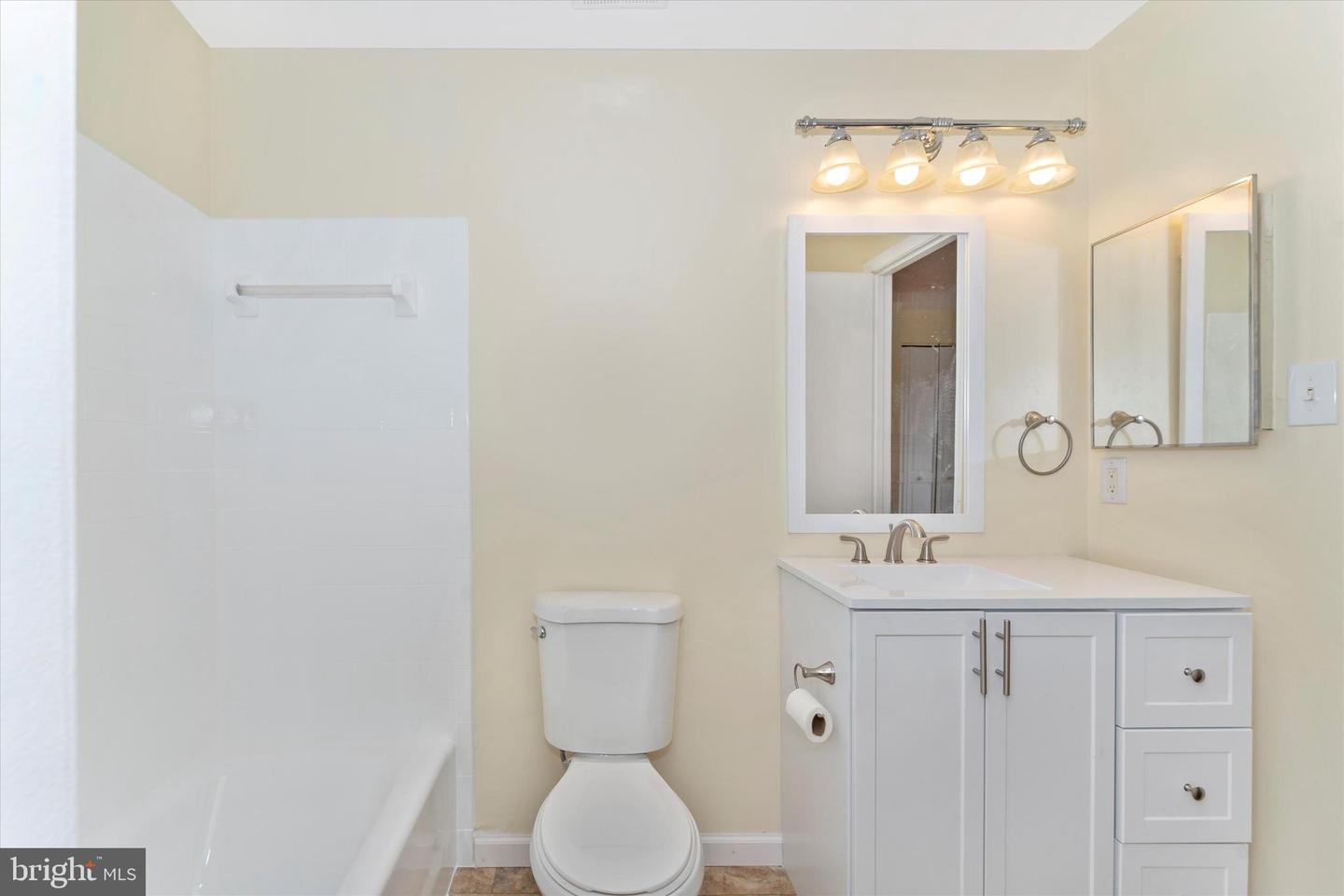 8142 Cloverhurst ROAD