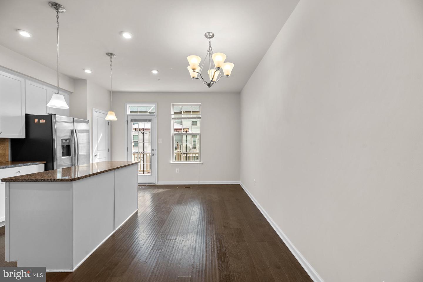 2908 Glendale AVENUE