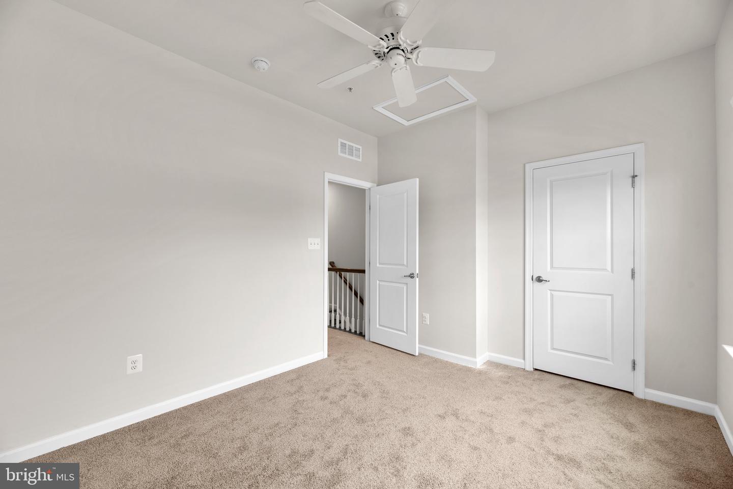2908 Glendale AVENUE