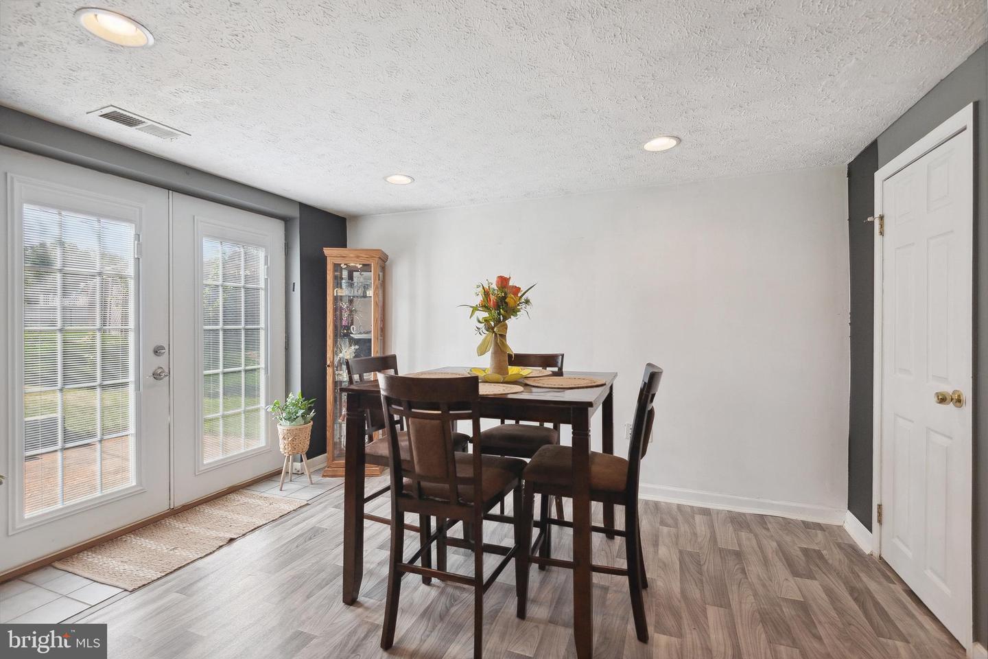 7849 Cindy DRIVE