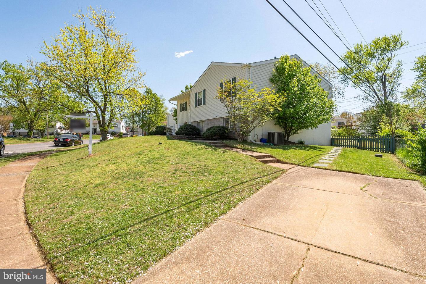 7849 Cindy DRIVE