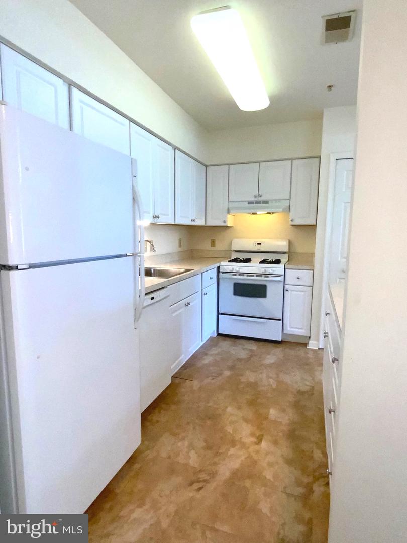 315 Eagle Landing COURT Unit: D