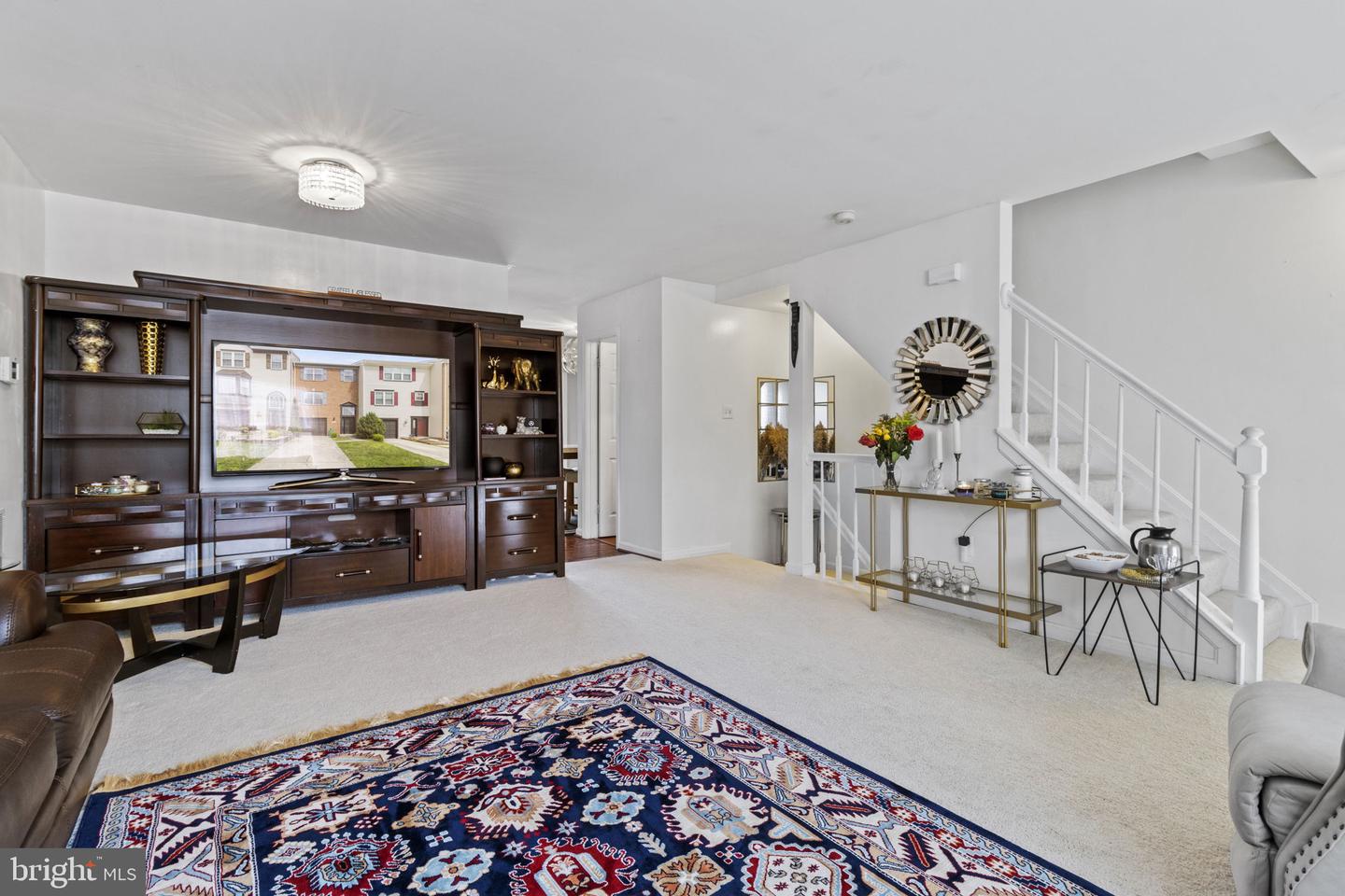 2017 Pinecroft COURT Unit: 71