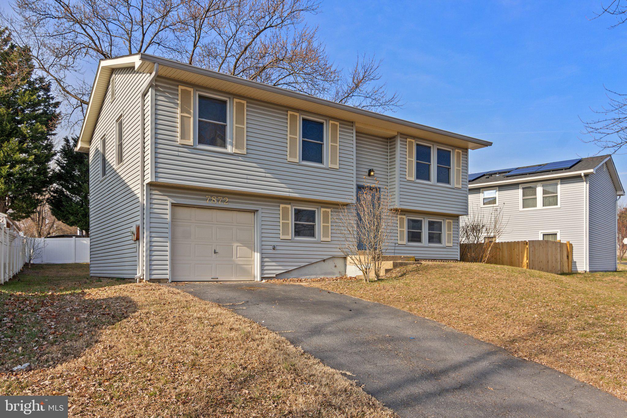 7872 Bastille Pl