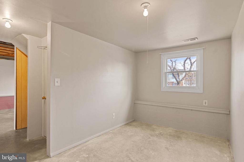 7872 Bastille Pl