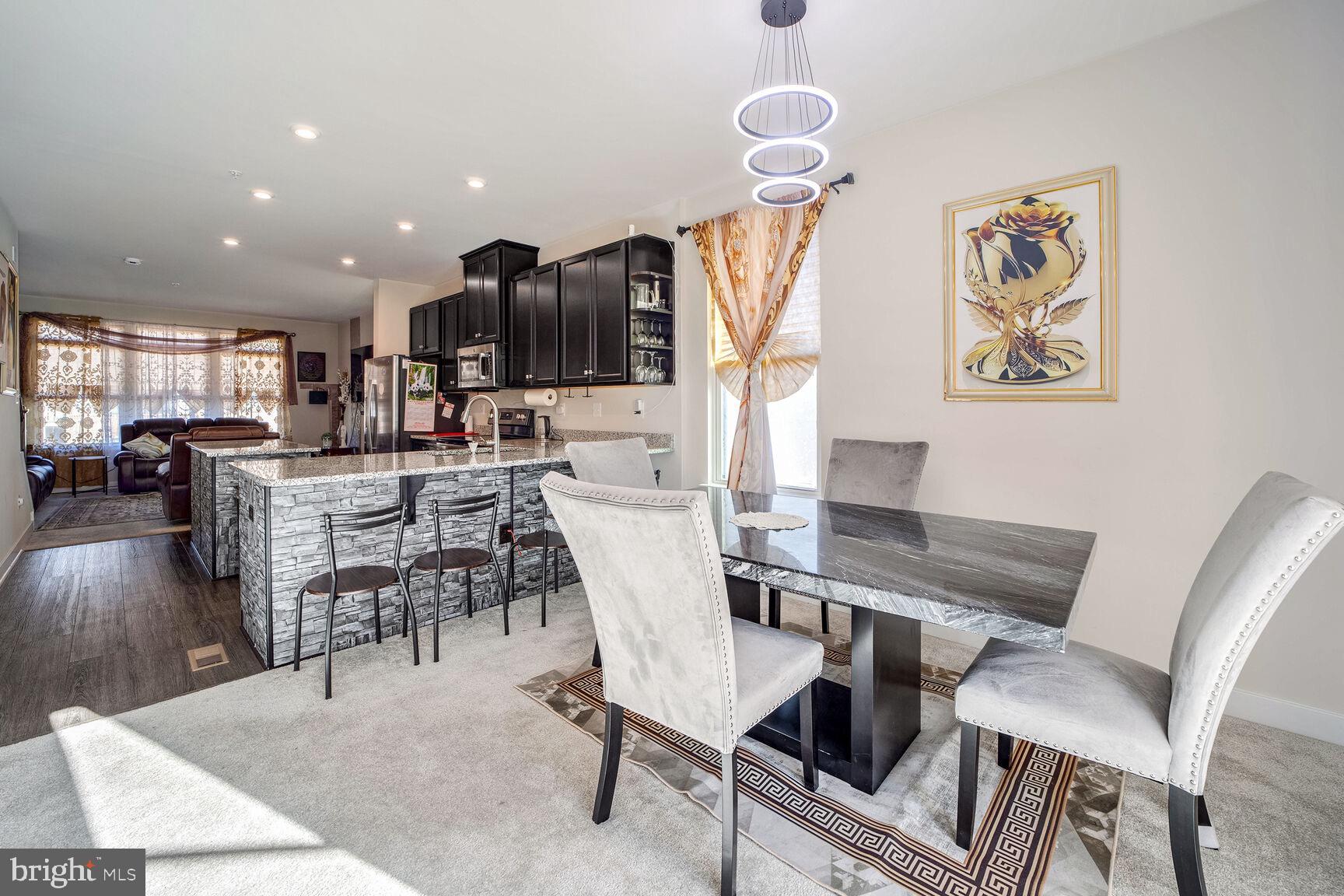 636 LAKEMONT DR
