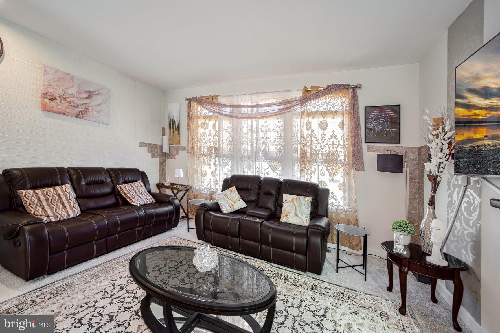 636 LAKEMONT DR