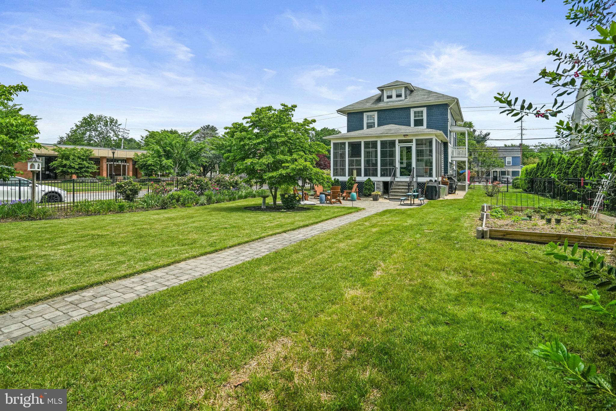 500 S Hammonds Ferry Rd