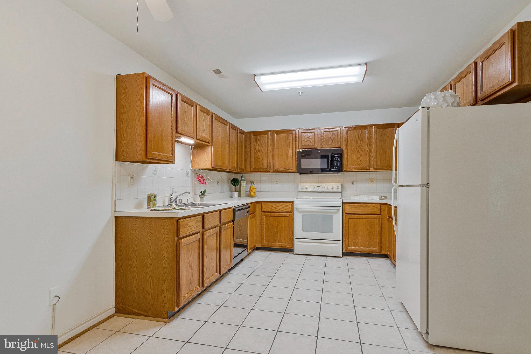 2615 RIGGING DRIVE 2615