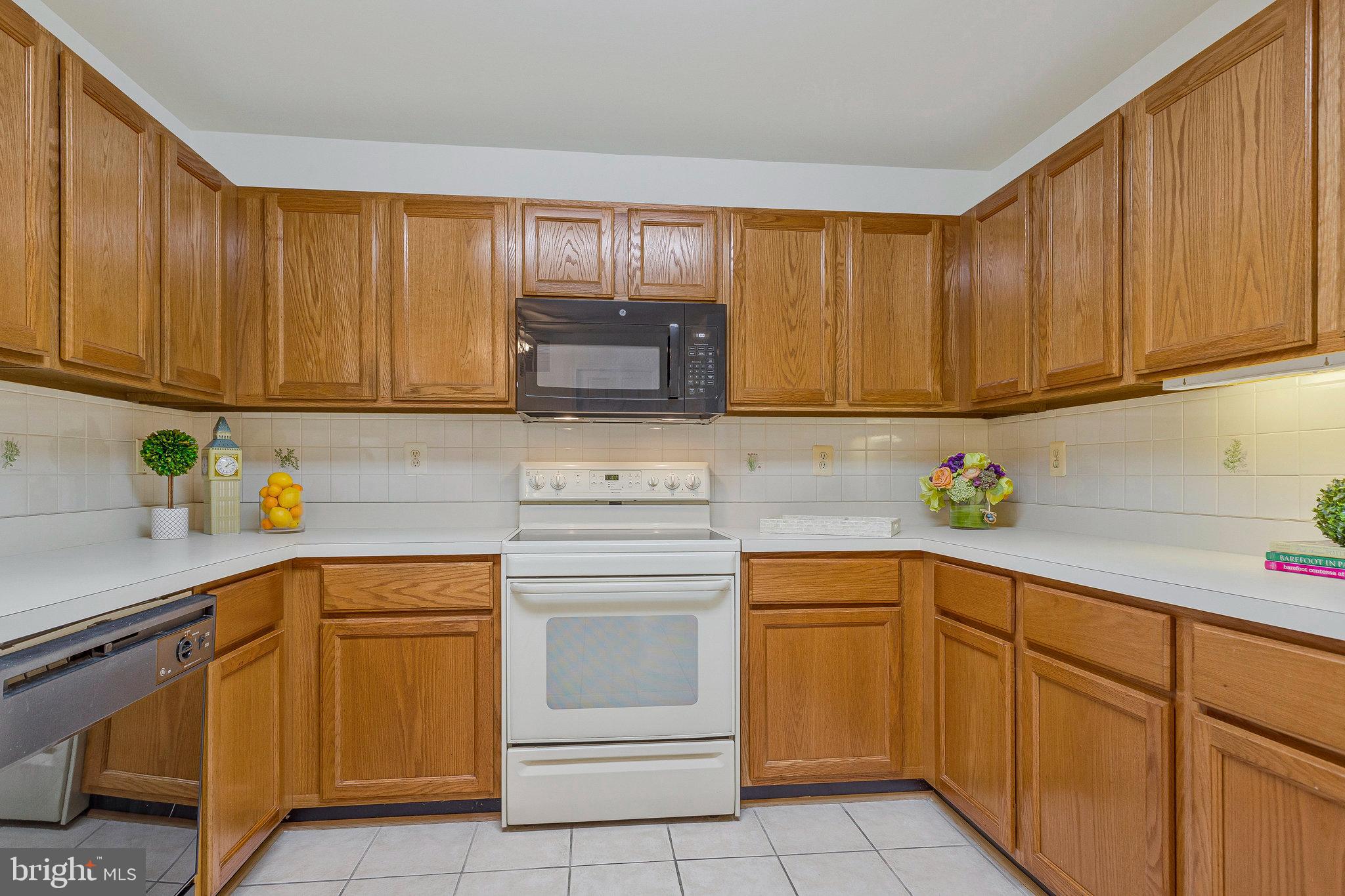 2615 RIGGING DRIVE 2615