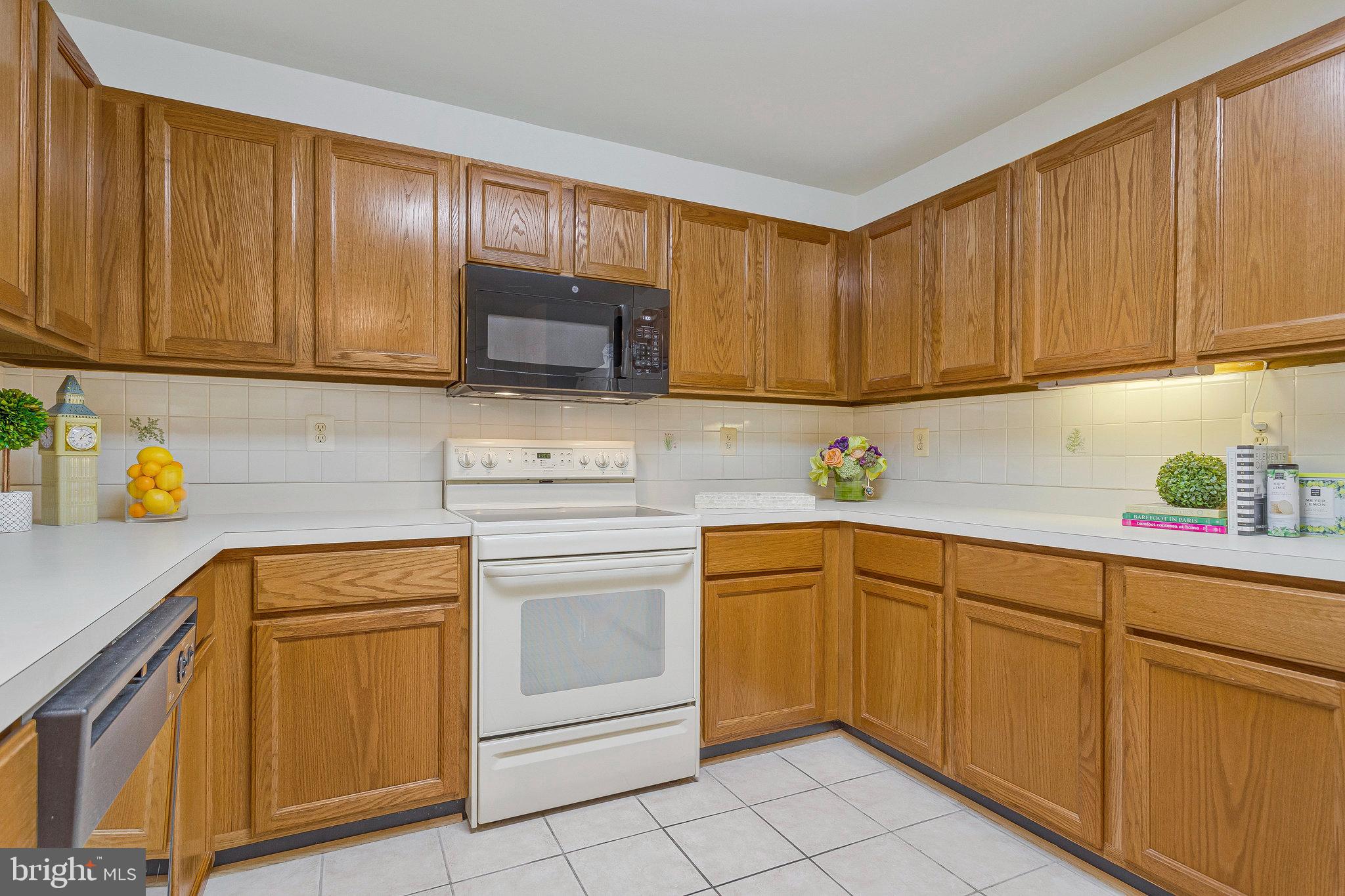 2615 RIGGING DRIVE 2615