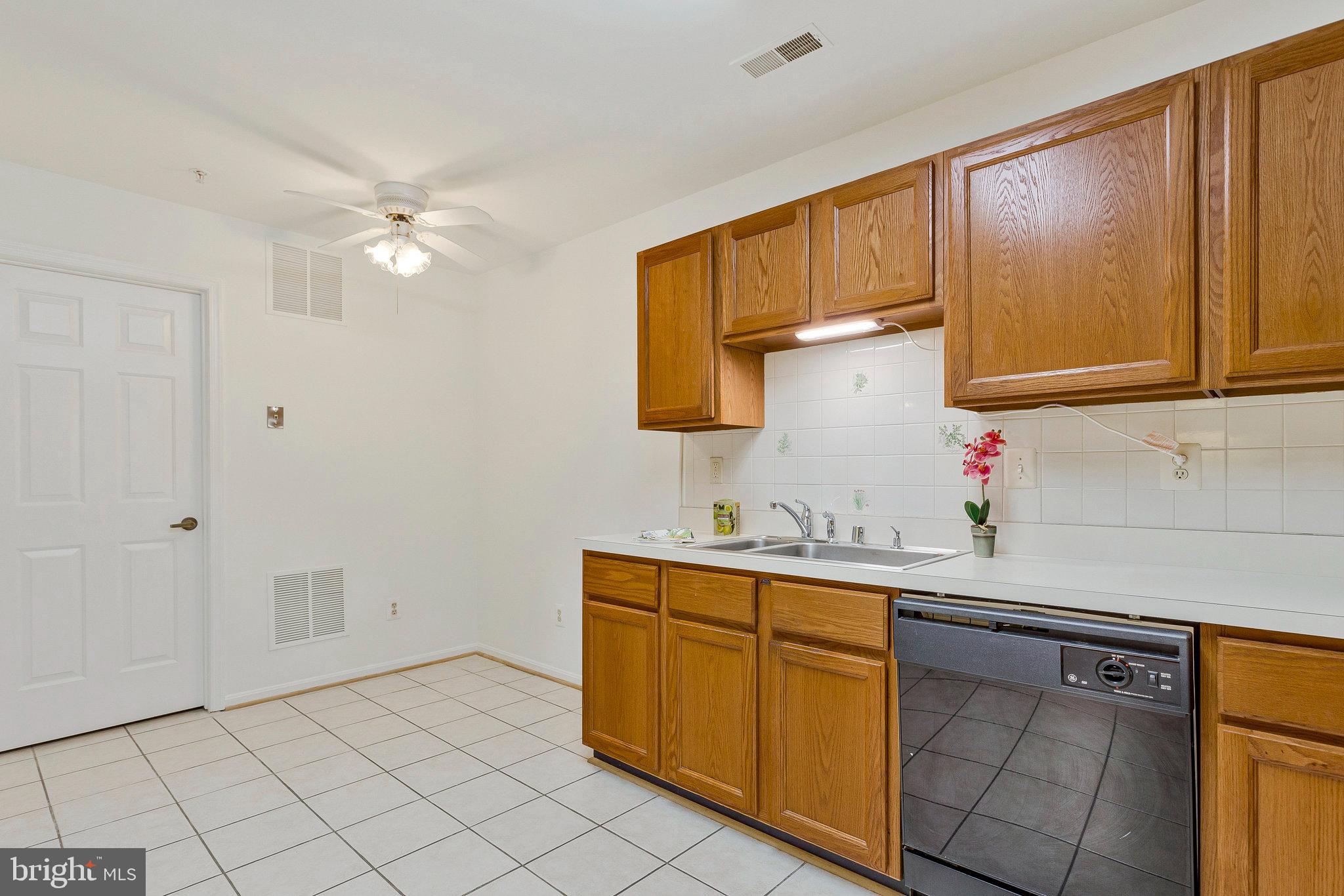 2615 RIGGING DRIVE 2615