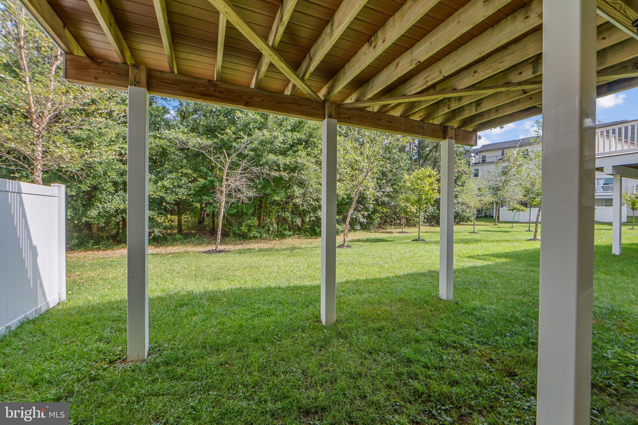 1036 PULTNEY LANE