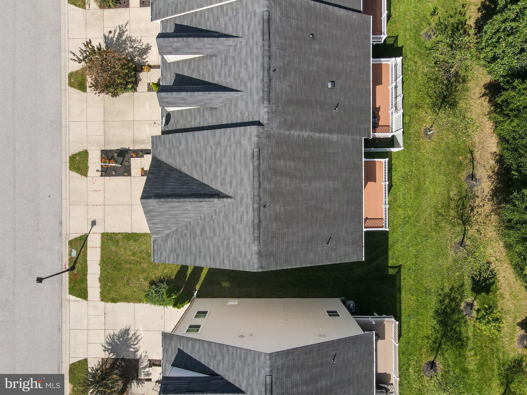 1036 PULTNEY LANE