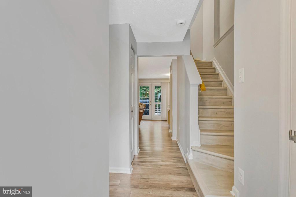 2564 LOG MILL COURT