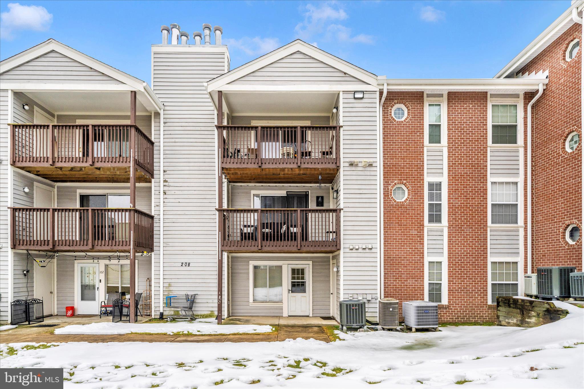 208 WATER FOUNTAIN COURT 103