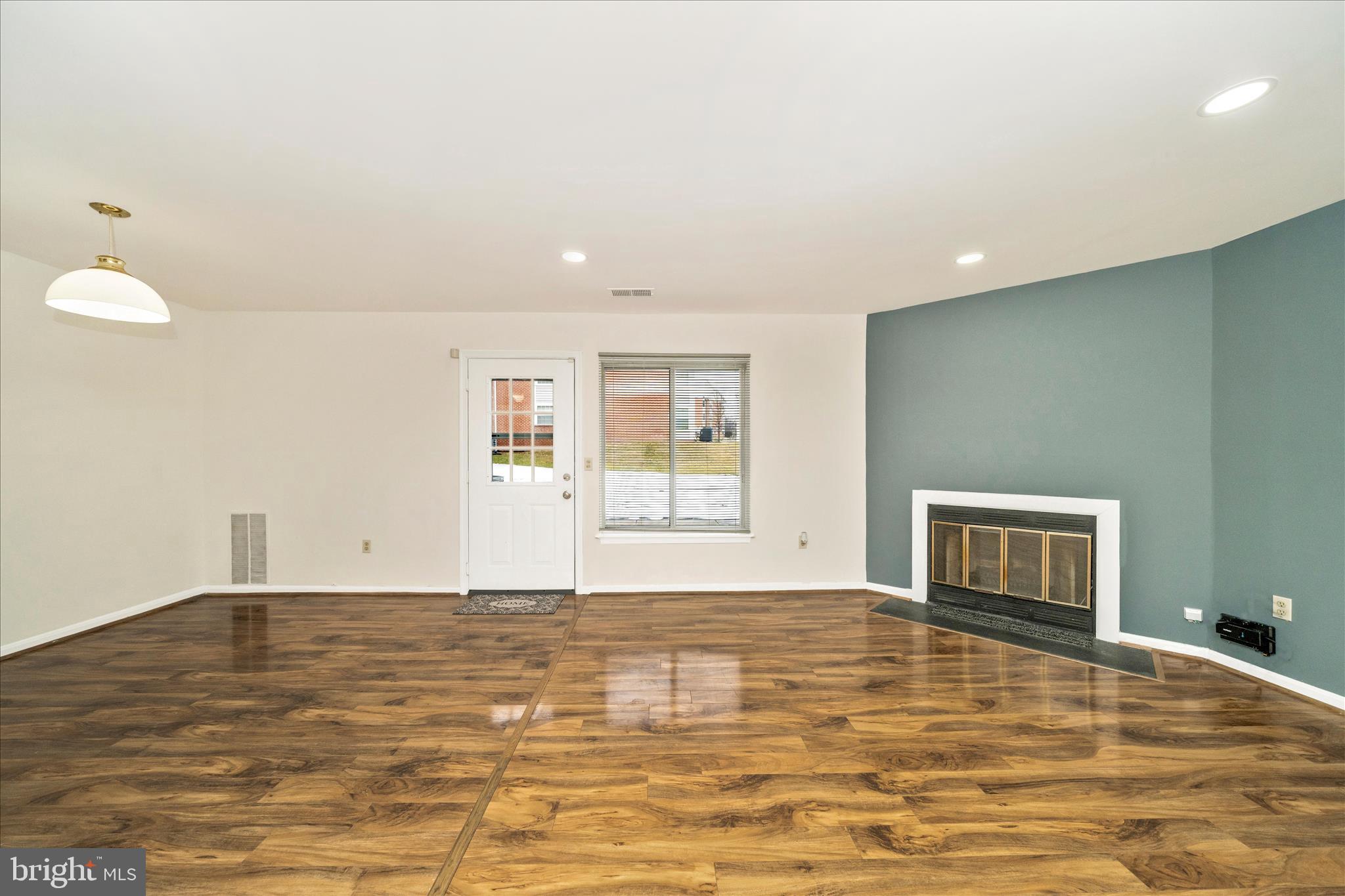 208 WATER FOUNTAIN COURT 103