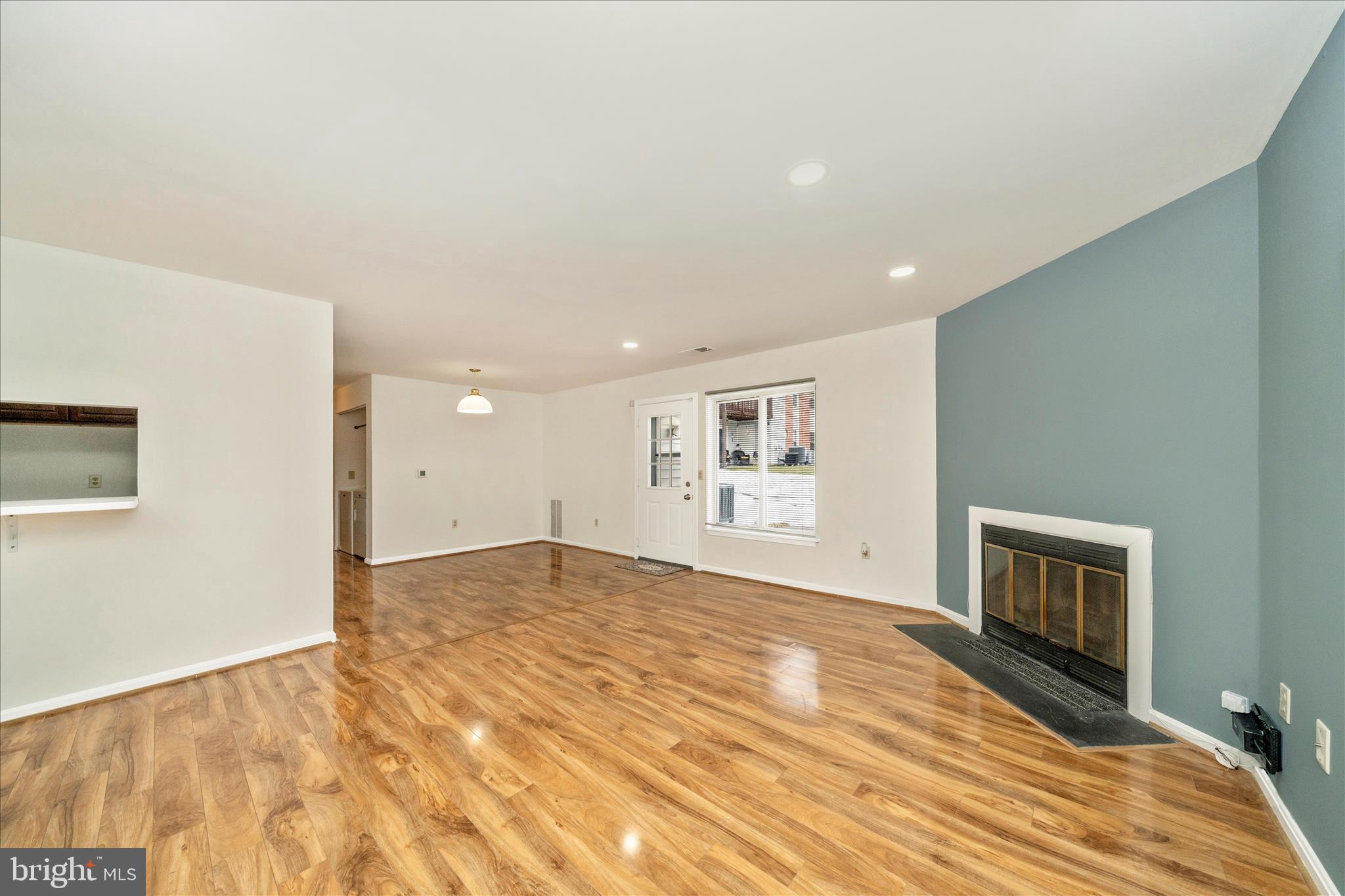 208 WATER FOUNTAIN COURT 103