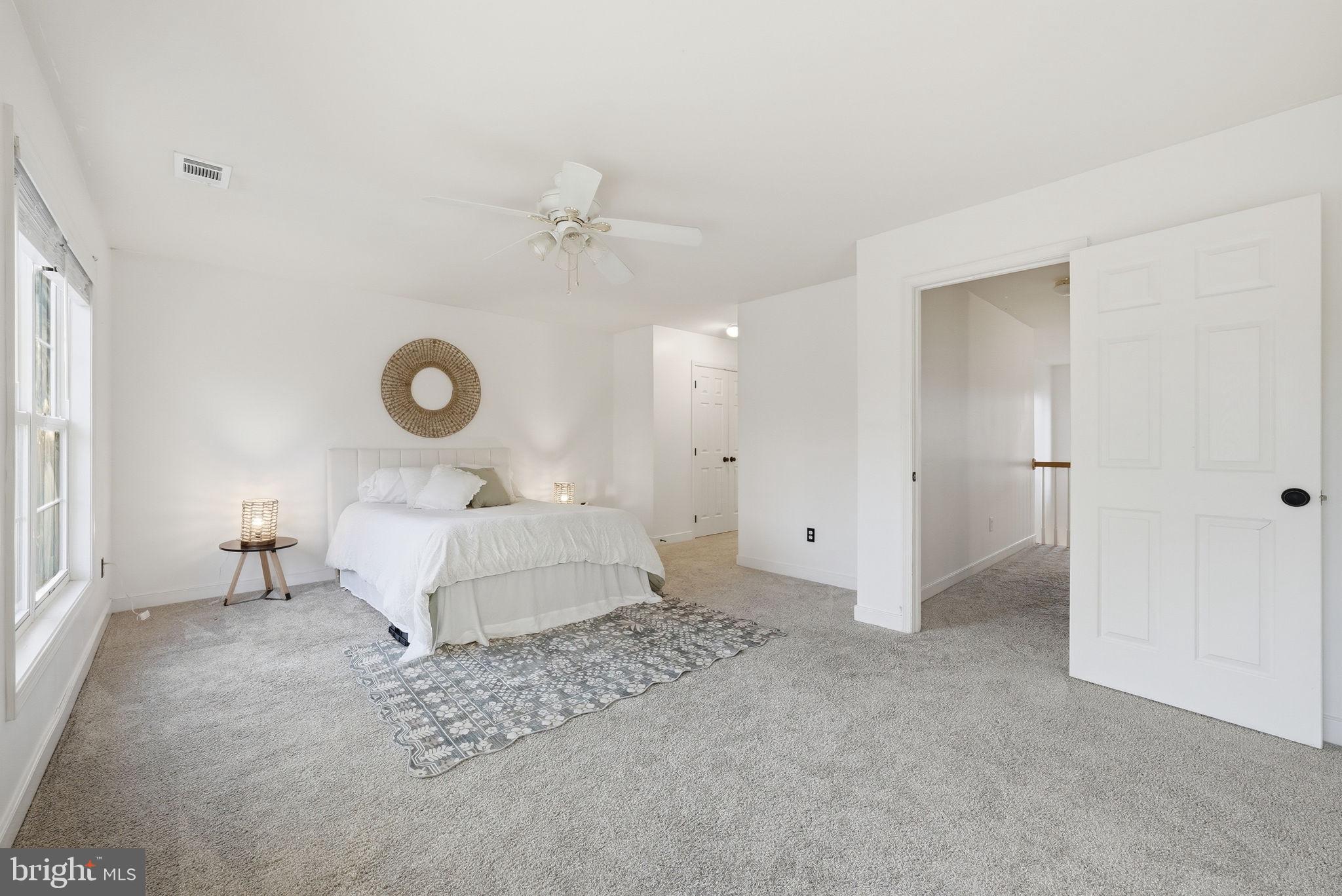 1110 THOMPSON AVENUE A