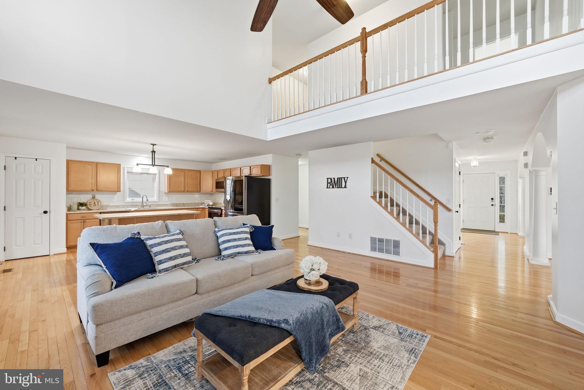 1110 THOMPSON AVENUE A