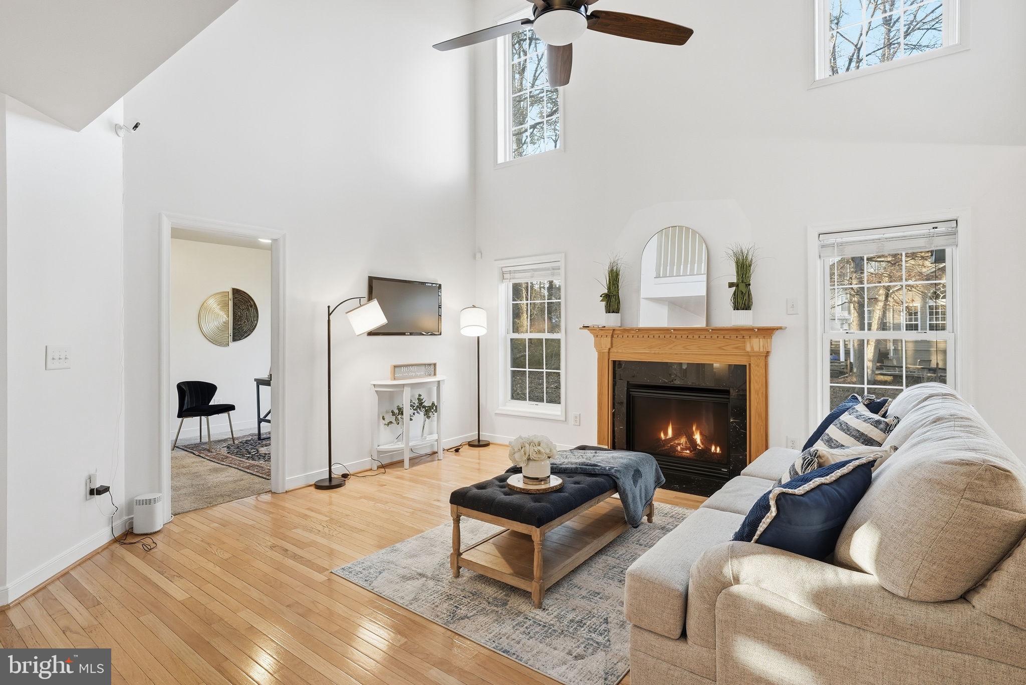 1110 THOMPSON AVENUE A