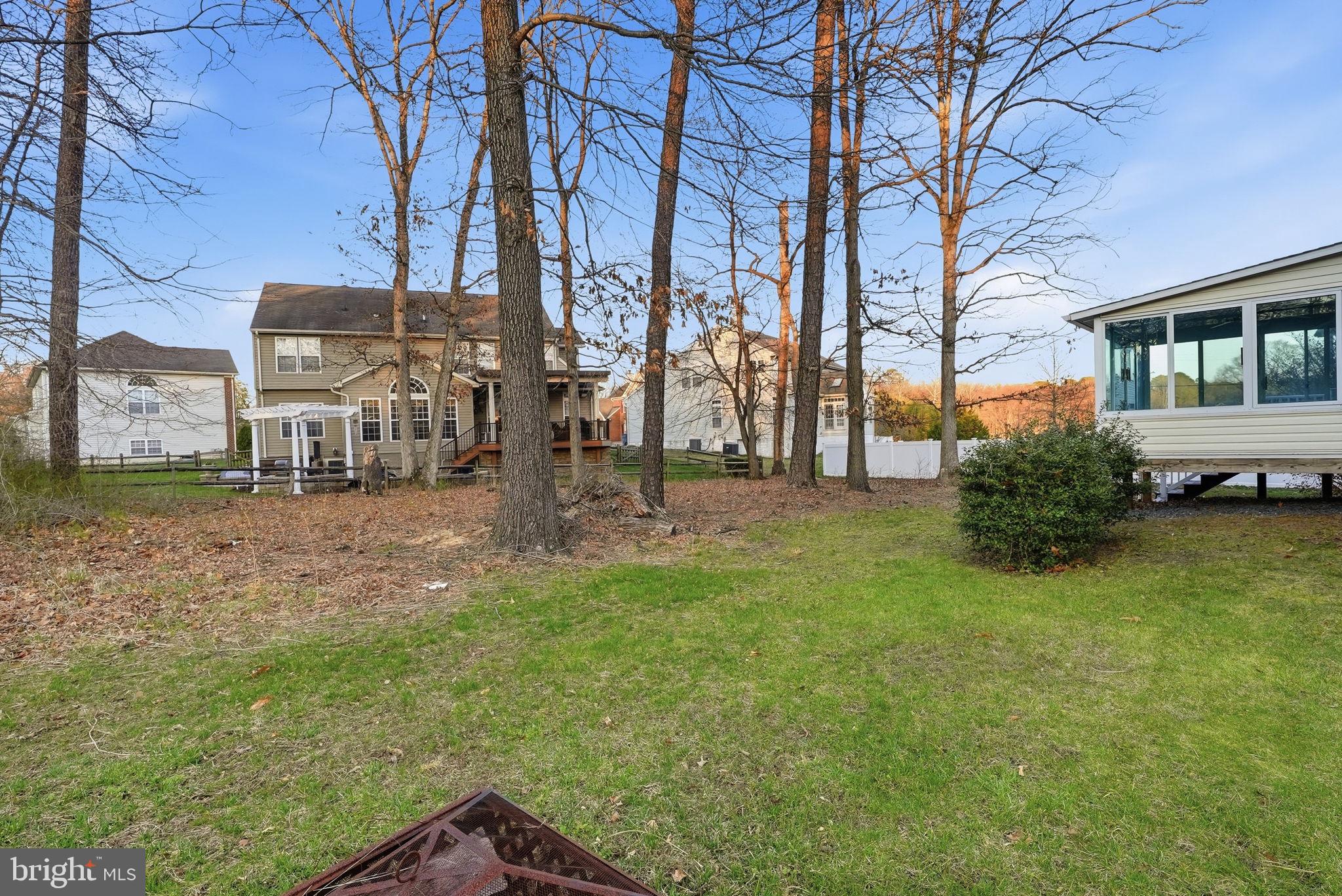 1110 THOMPSON AVENUE A