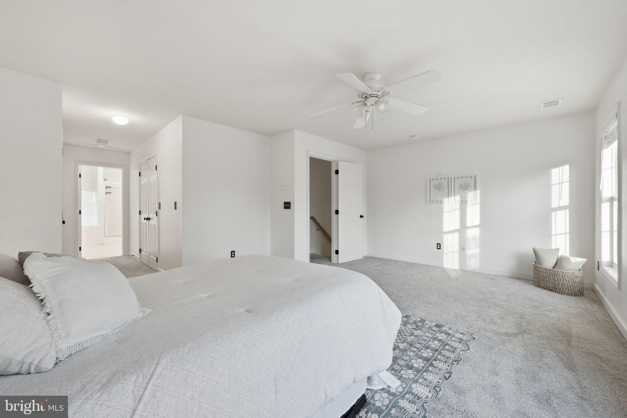 1110 THOMPSON AVENUE A