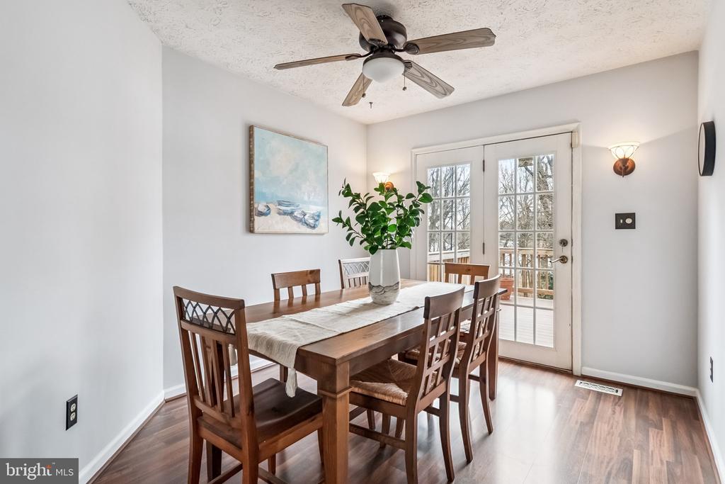 1244 SWANHILL COURT