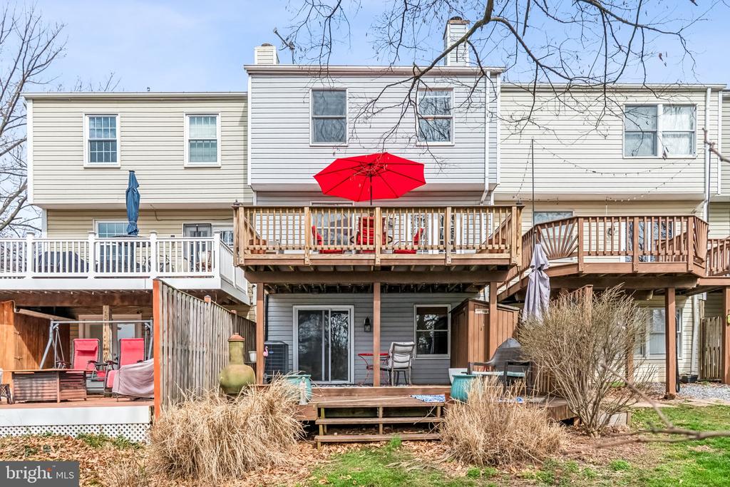 1244 SWANHILL COURT