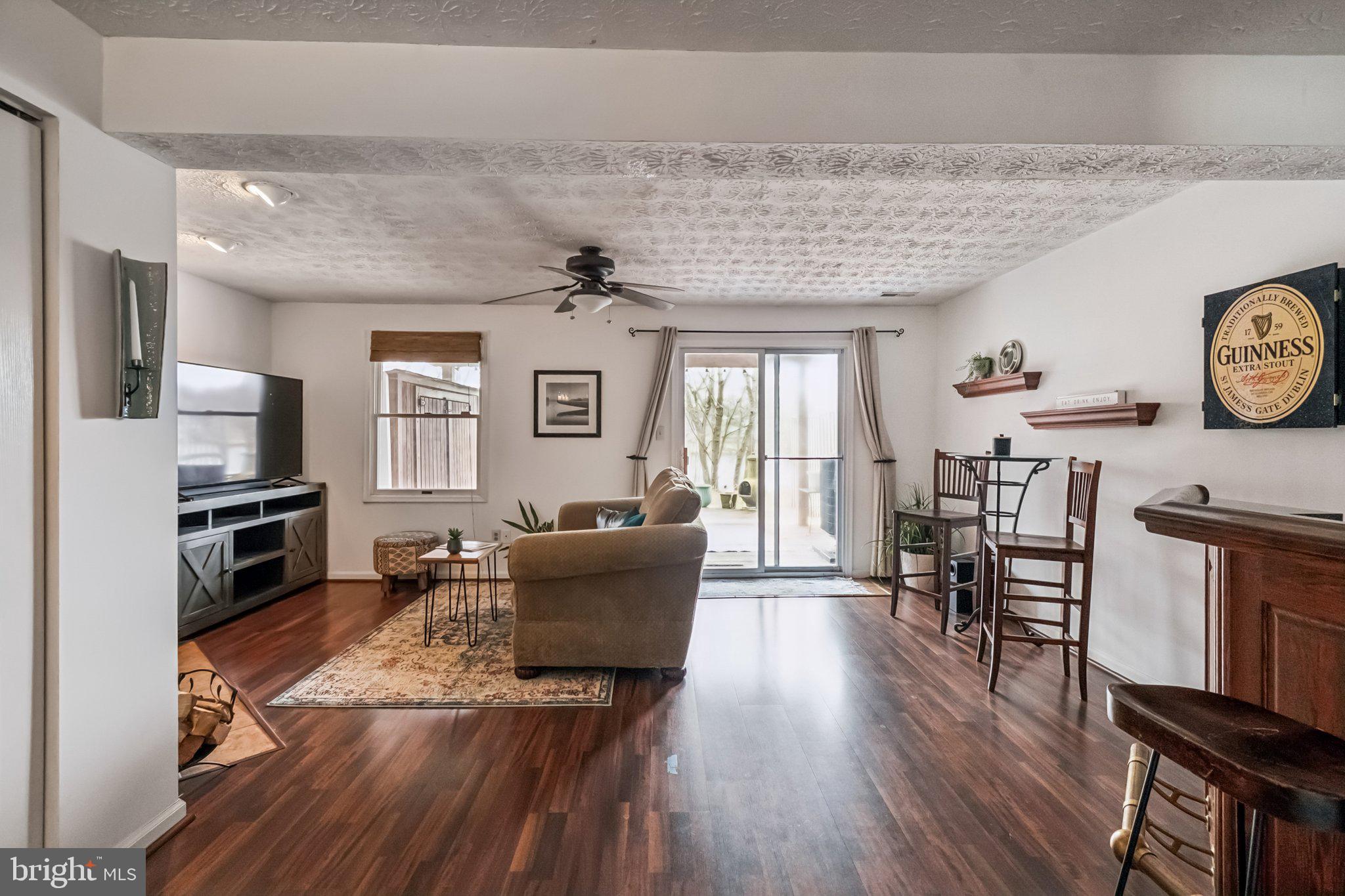 1244 SWANHILL COURT