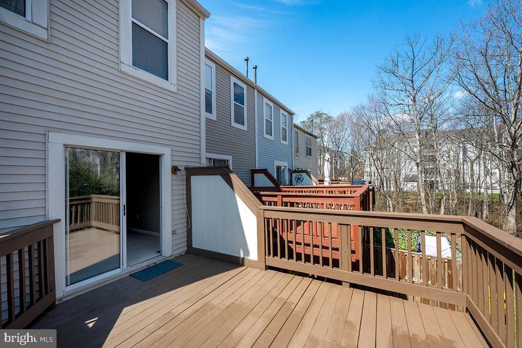 144 FORESTS EDGE PLACE