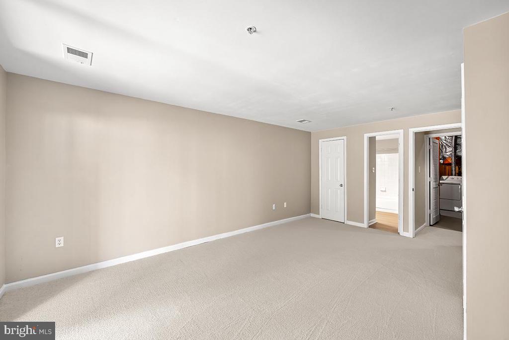 144 FORESTS EDGE PLACE