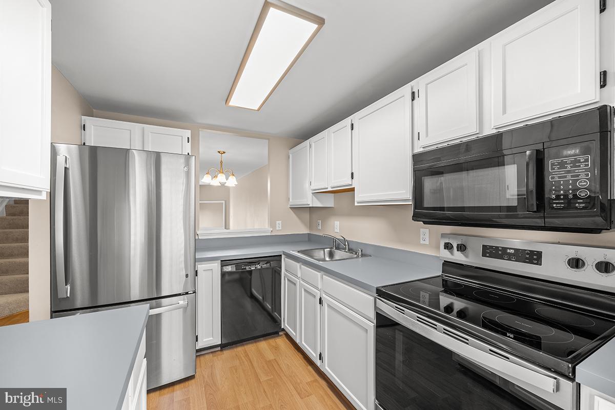 144 FORESTS EDGE PLACE