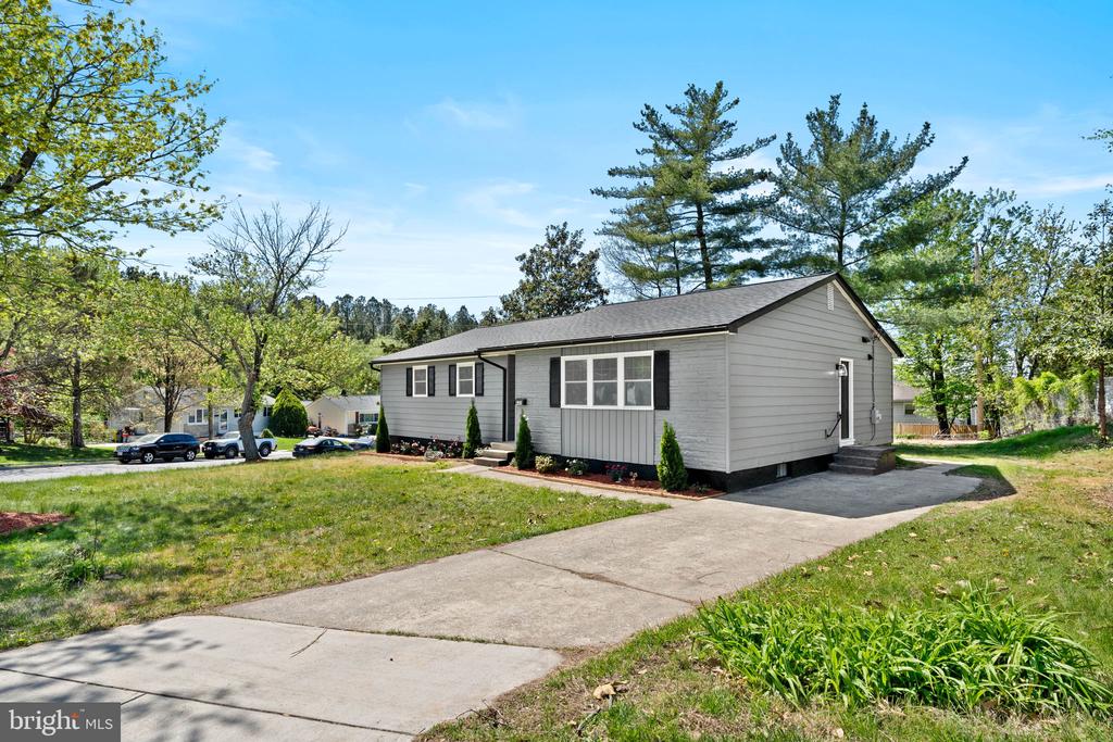 435 YELLOW SPRINGS S