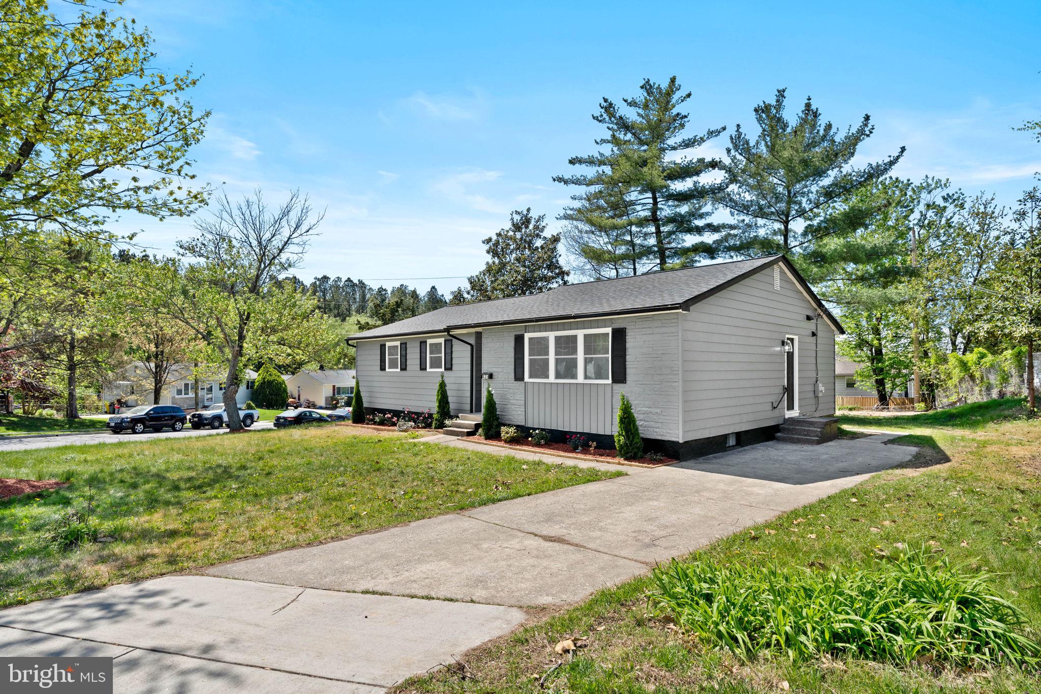 435 YELLOW SPRINGS S
