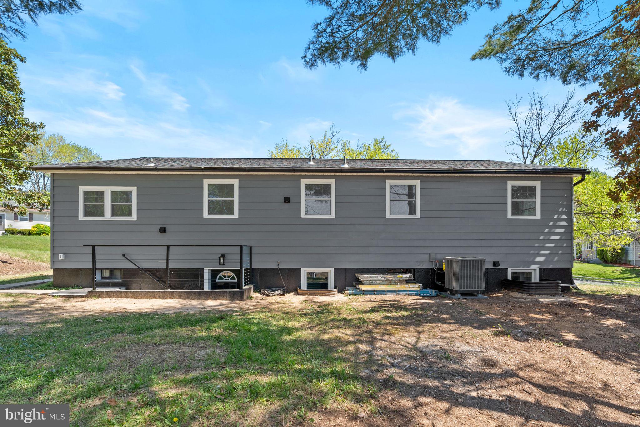 435 YELLOW SPRINGS S
