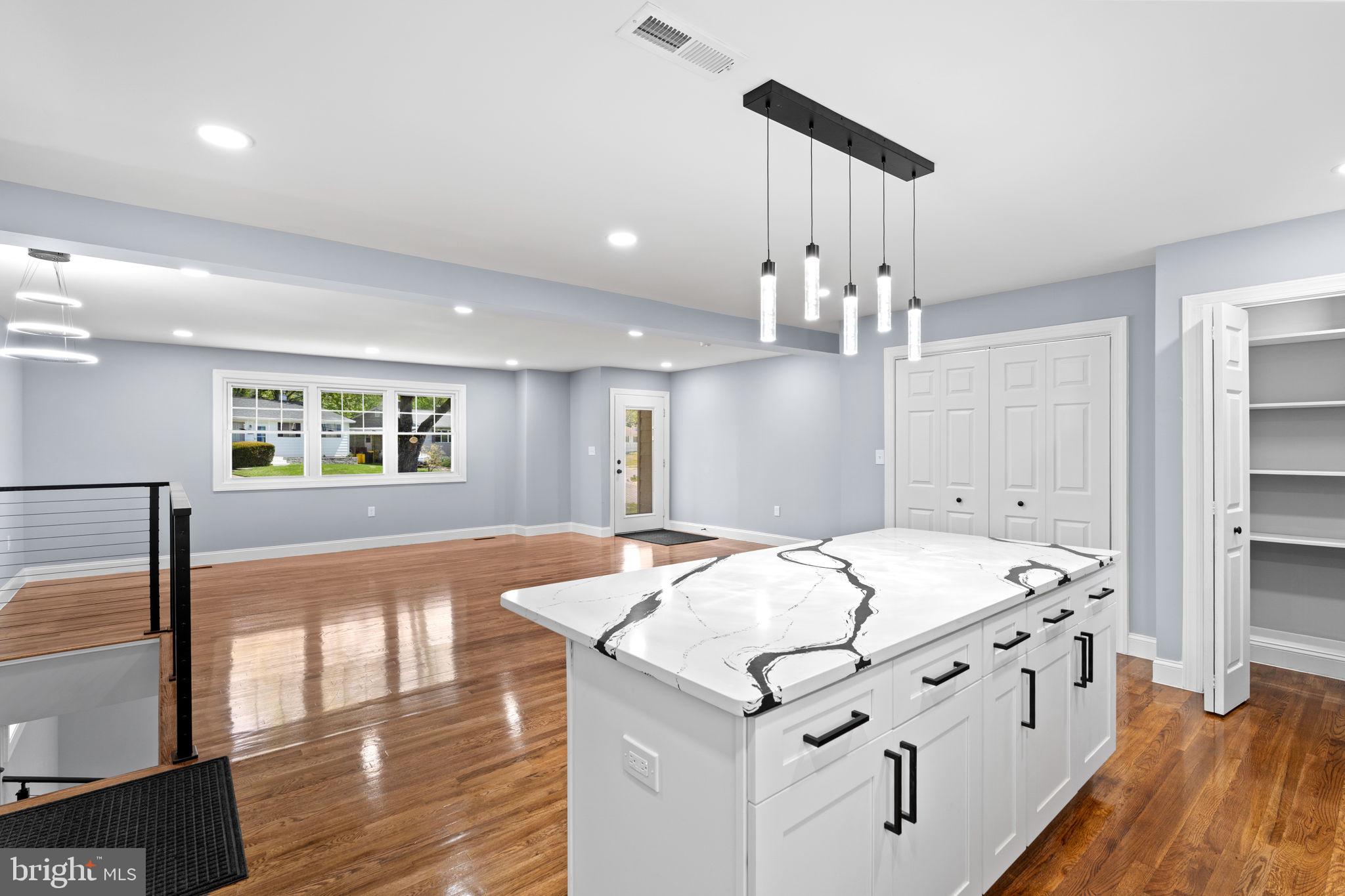 435 YELLOW SPRINGS S