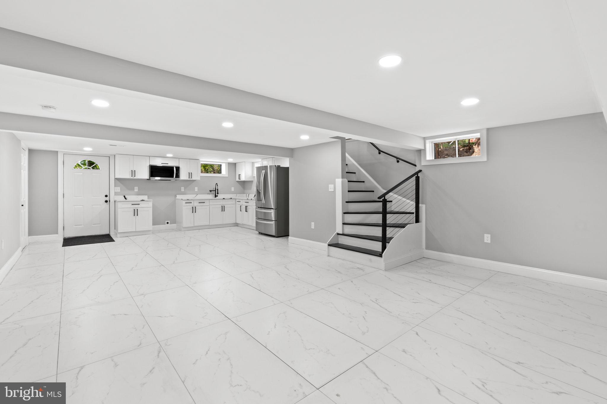 435 YELLOW SPRINGS S