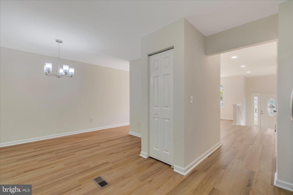 3341 PESCARA COURT