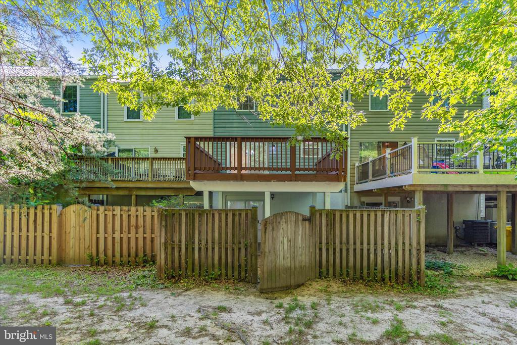 3341 PESCARA COURT