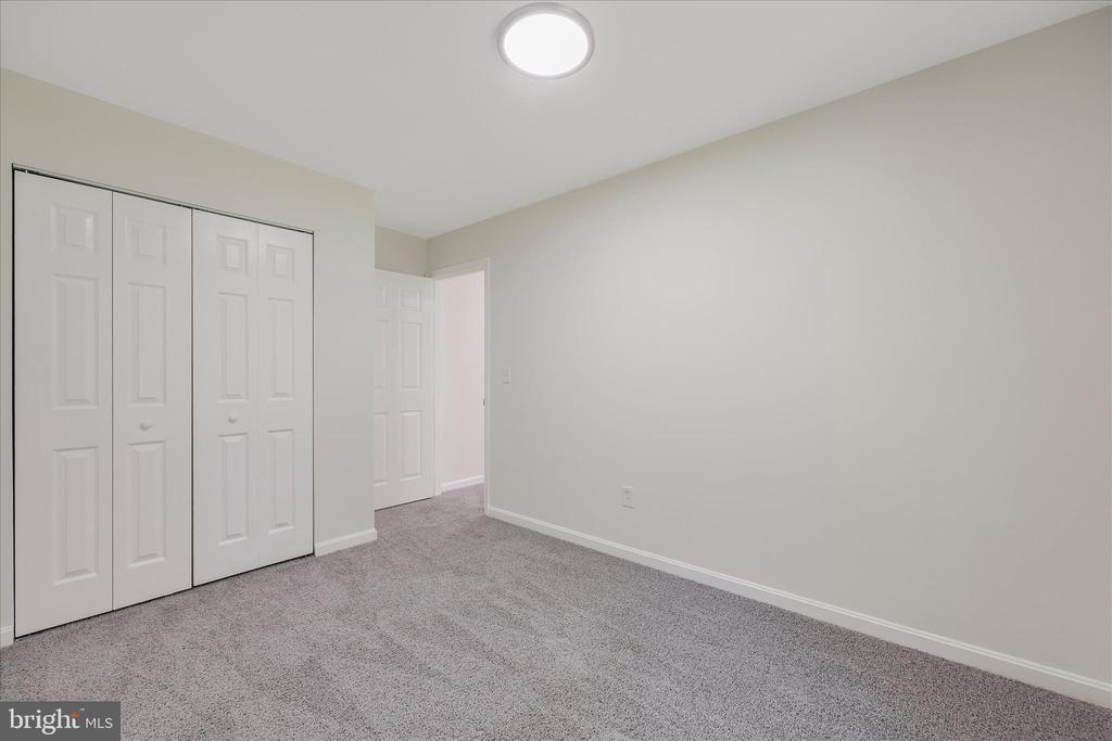 3341 PESCARA COURT