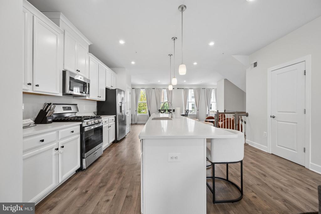 2159 OTTER CREEK CIRCLE