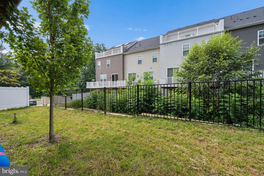 2159 OTTER CREEK CIRCLE