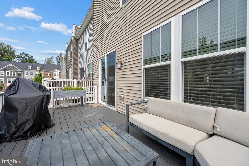 2159 OTTER CREEK CIRCLE