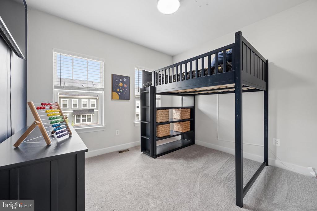 2159 OTTER CREEK CIRCLE