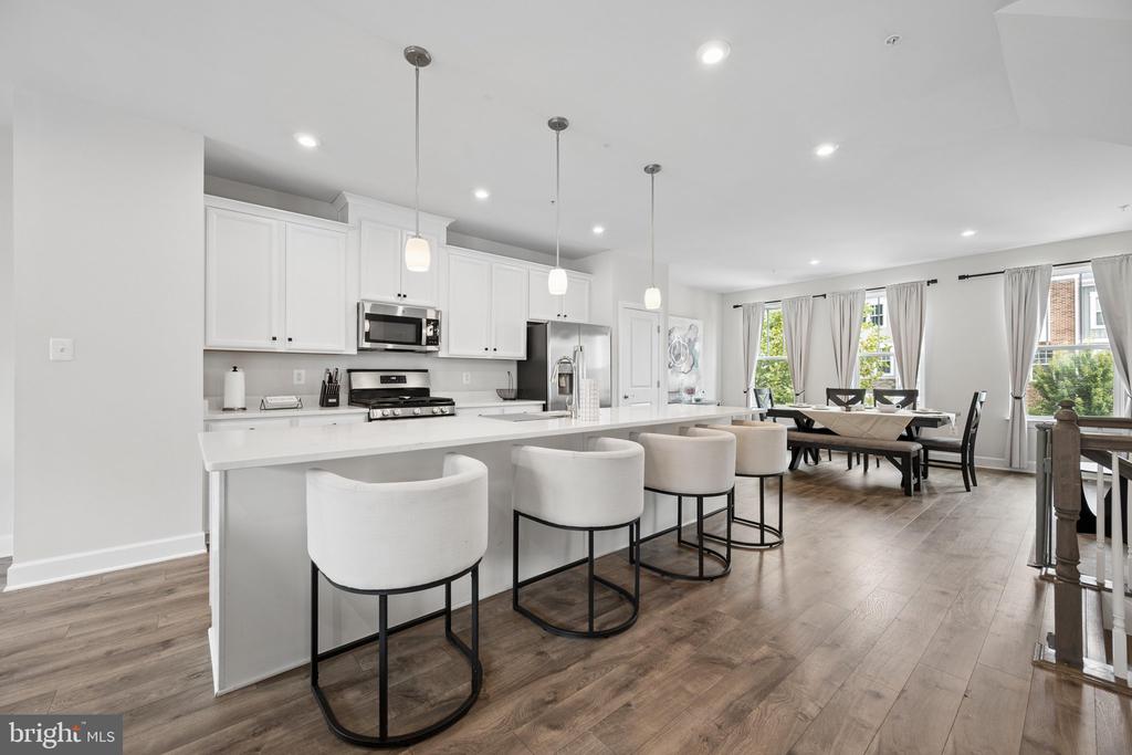 2159 OTTER CREEK CIRCLE
