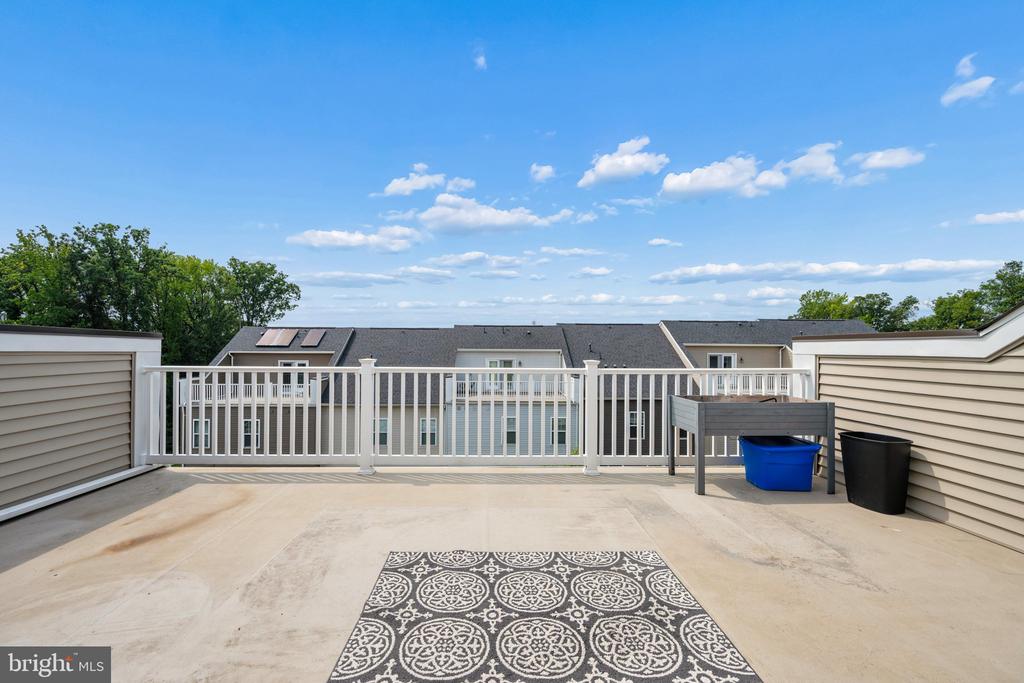 2159 OTTER CREEK CIRCLE